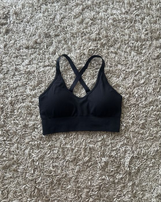 Спортивний топ з чашками розміру M-L