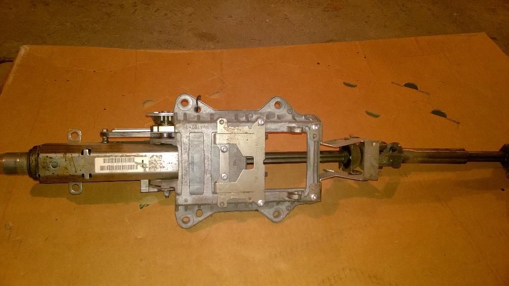 Вал рулевой колонки Skoda Octavia A-5 04-09 к.н. 1Z1419502D