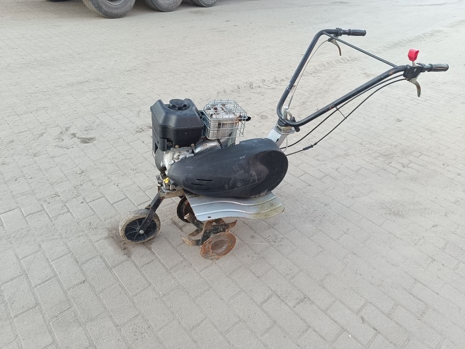 Glebogryzarka spalinowa Briggs Stratton