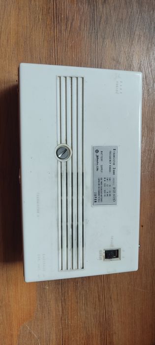 Radio  Hitachi WH-859D