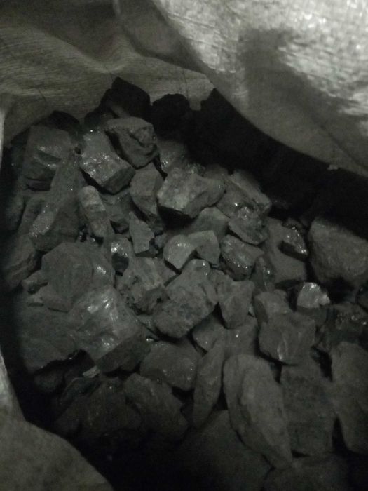 продаю вугілля уголь торфобрикет в роздріб в наявності Ужгород