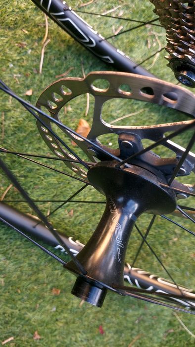 Rodas Carbono Roval CLX 32 Rápide Ceramic Speed.