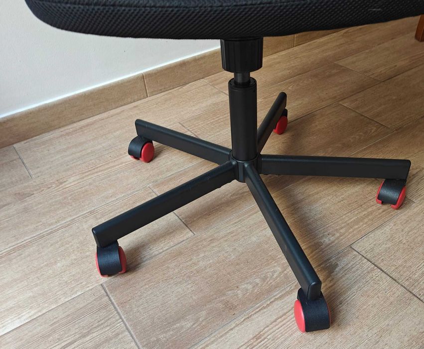 Cadeira escritório IKEA + almofada