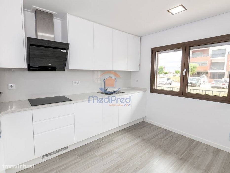 Apartamento T3 em construção - Montijo