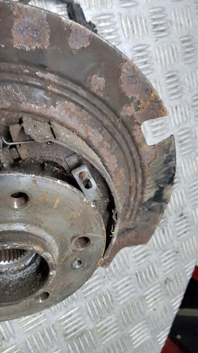 Mercedes ml W163 Zwrotnica tył Lewa lub Prawa