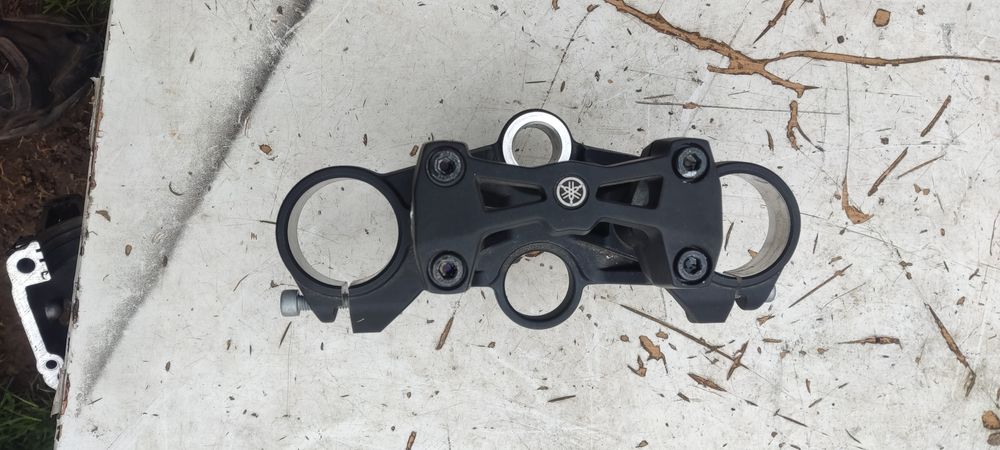 Yamaha mt125 mt 125 półka górna