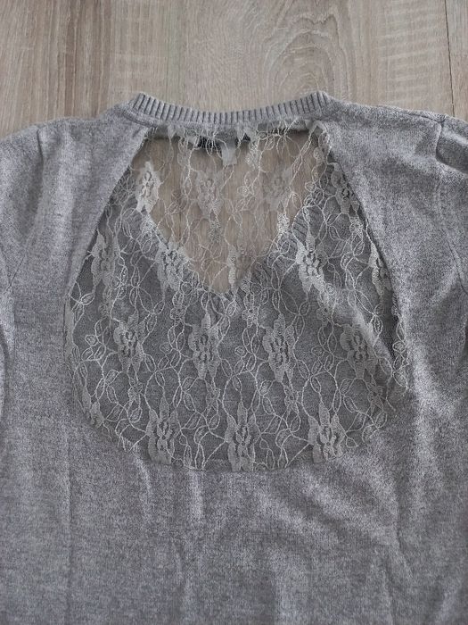 Szary sweterek C&A rozm M