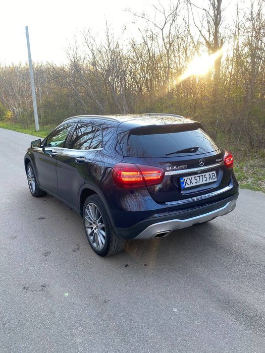 Продам Mercedes GLa-250 formatic