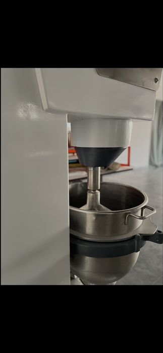 Миксер Планетарный Varimixer BEAR объем 60 литров