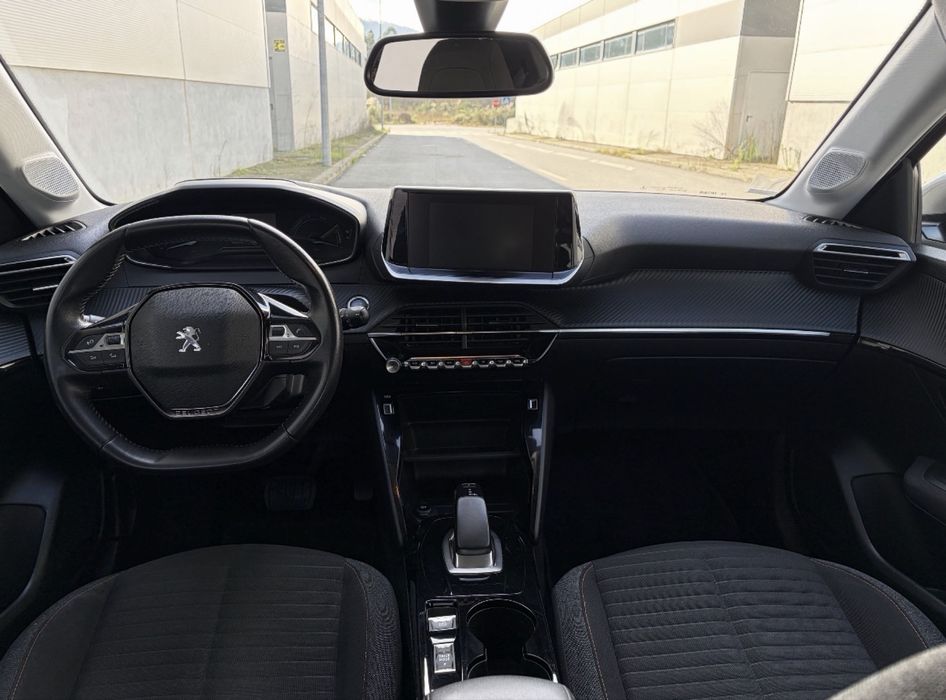 Peugeot e-208 - 99.862 kms