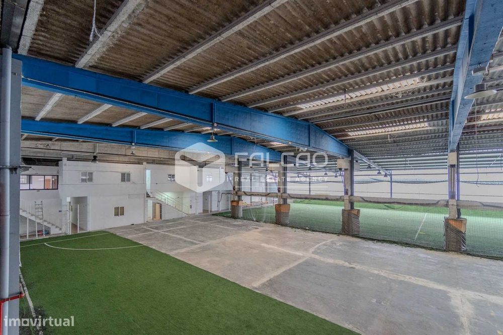 Armazém  Venda em Romeira e Várzea,Santarém