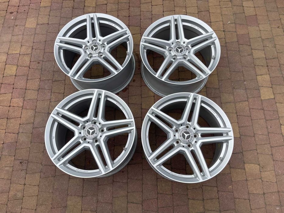 3705. Alufelgi 18" Mercedes M klasa ML W164 4x9J ET52 5x112 proste ładne