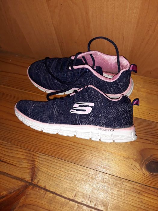 Кроссовки супер легкие!