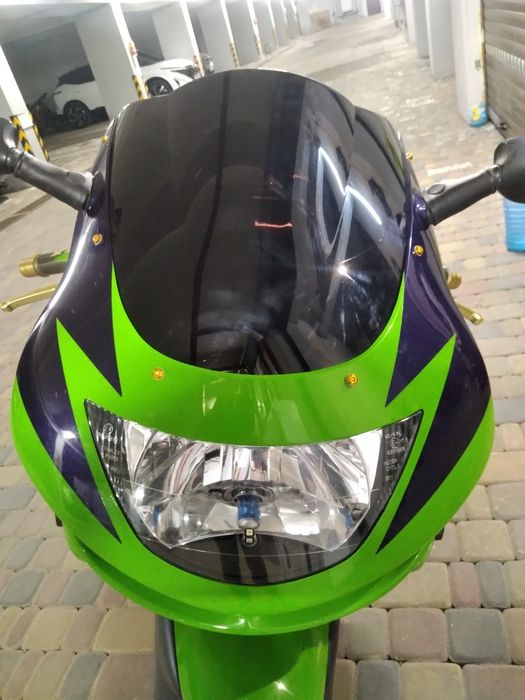 kawasaki zx6r - купити мотозапчастини - Ціна на OLX.ua