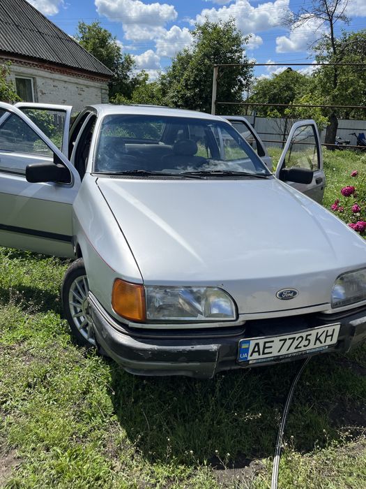 Ford Sierra 2.0