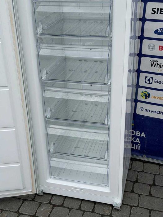 Морозильна камера б/в нова модель Electrolux 185/60/60 Білий No Frost #07963