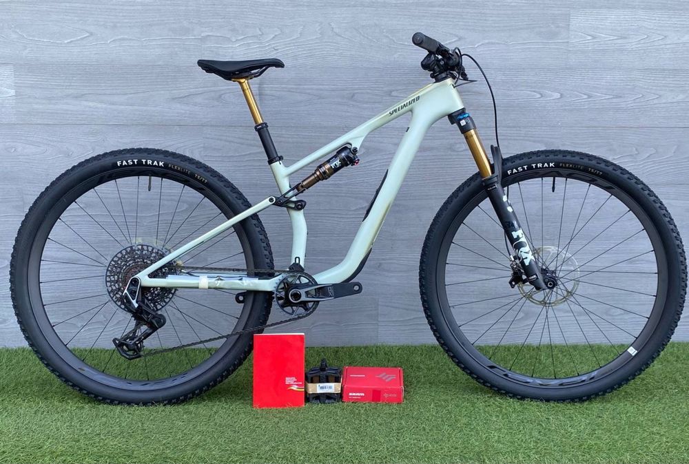 Офіційний топовий  на гарантії SPECIALIZED EPIC 8 EVO PRO 2024