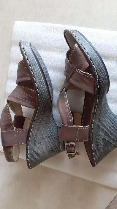 Buty na obcasie, nowe, 37
