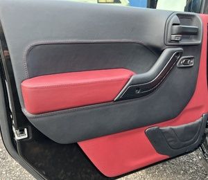 Перетяжка салону мікроавтобуса та легкових авто