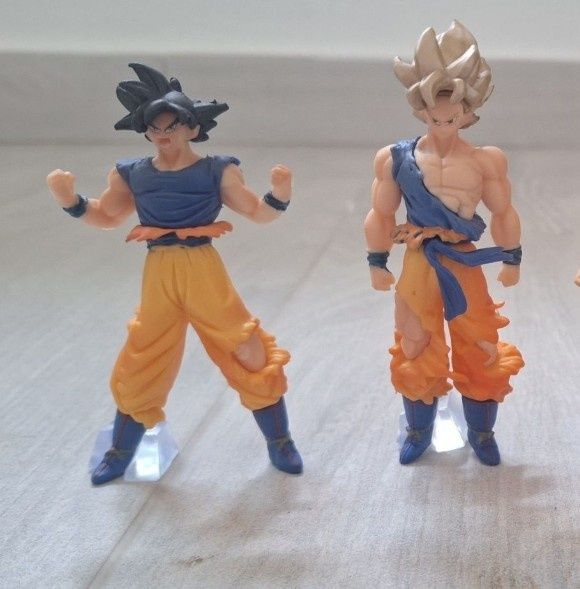 2 Figuras Songoku - Dragon Ball