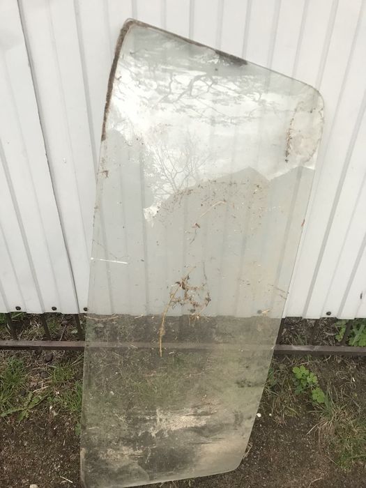 Стекло на ВАЗ классику