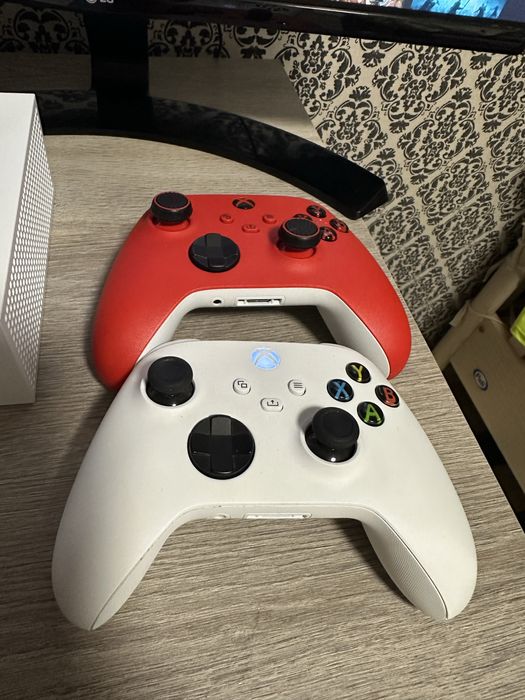 Ігрова приставка Xbox Series S +500 ІГОР