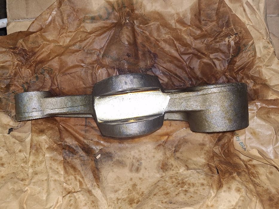 Ramię podnośnika  prawe new holland T7 T6 steyr  case