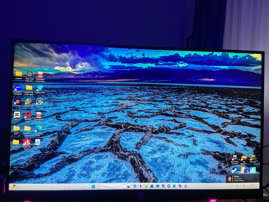 Torre Gaming ótimo estado