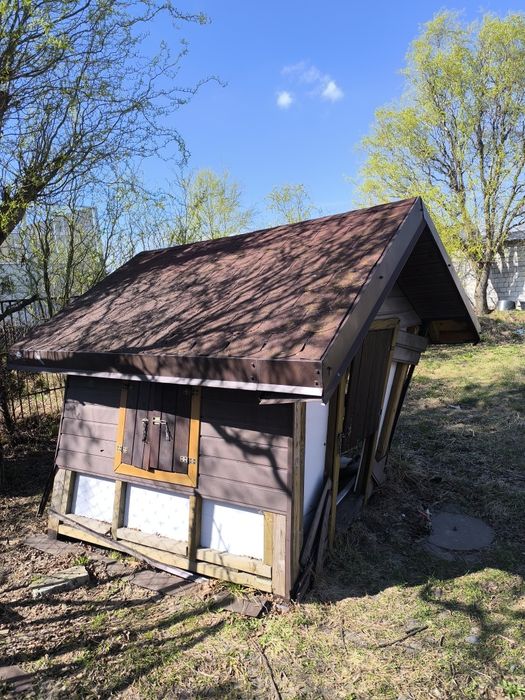 Domek dla dziecka na drzewie