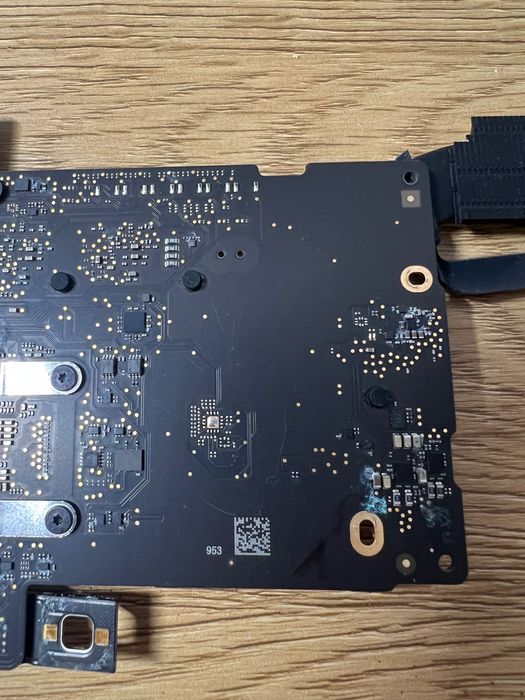 MacBook Pro 13 2020 A2338 /16/256gb/ материнська плата