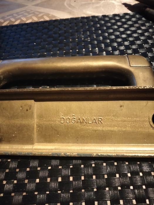 Продам ручку дверную