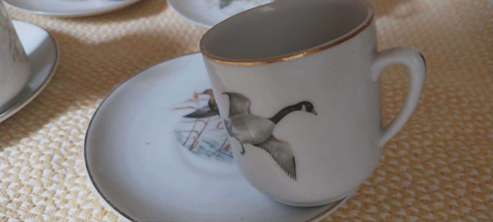Serviço café porcelana Passaros - manufatura portuguesa Porcelanas Viana.