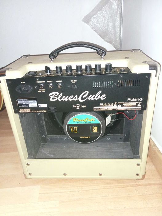 Amplificador de guitarra "Roland Blues Cube 30W"
