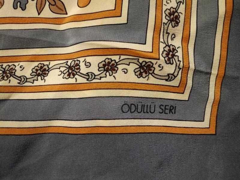 Шовкова хустка Аker (ödüllü serі призова серія)