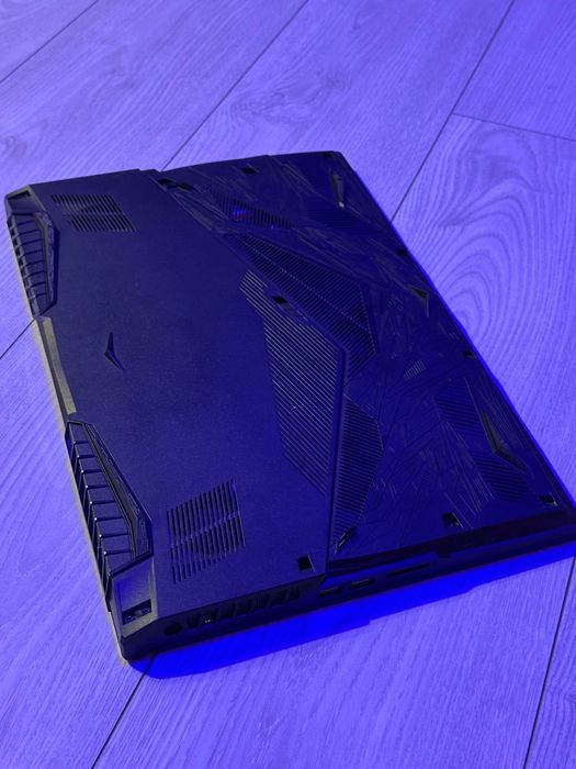 Игровой RAIDER GE75 17"144HZ RTX2070 8Gb I7-8750H 16Gb SSD512GB  MSI