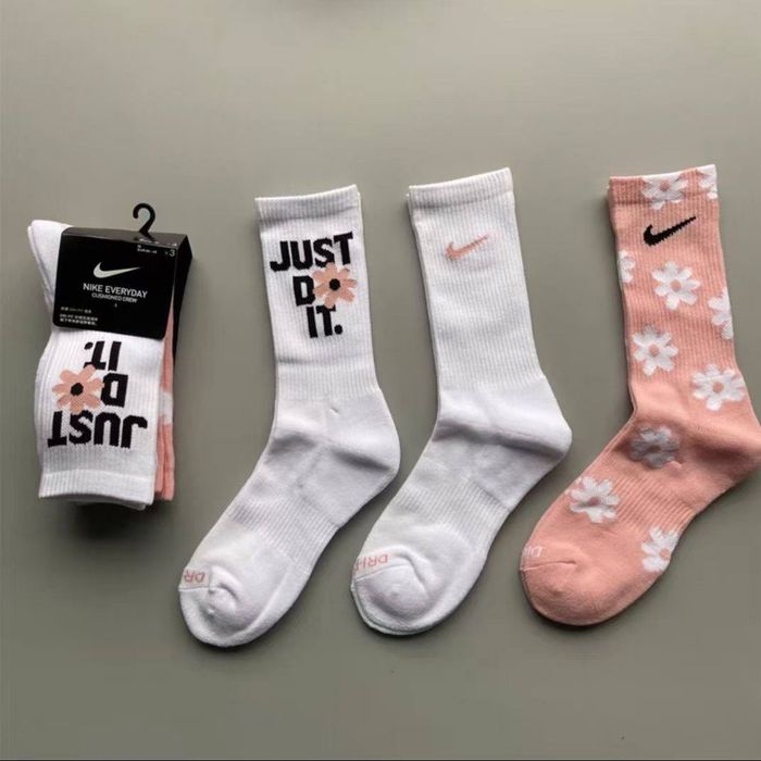 Високі жіночі шкарпетки Nike Everyday 3шт