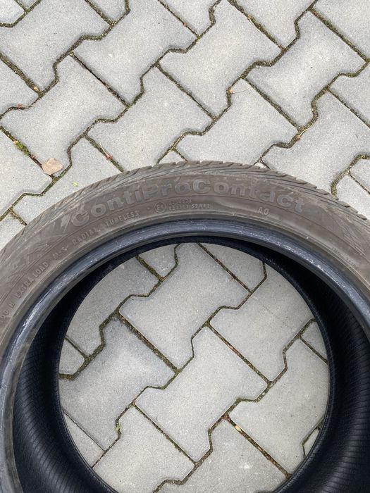 Opona Continental  255/40R19