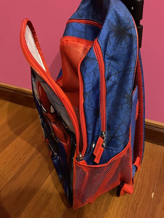 Mochila rodinhas como nova