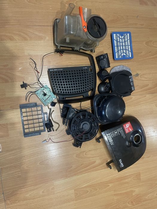 Запчастини на пелесос Zelmer на запчастини