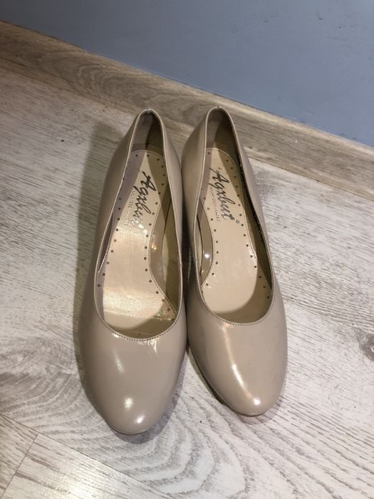 Buty na obcasie