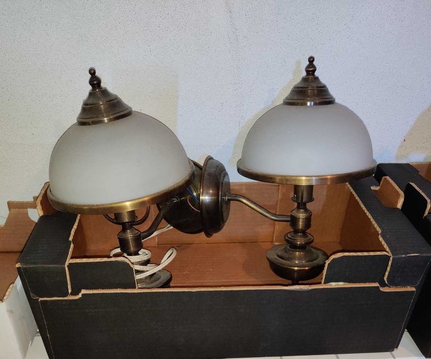 Candeeiros tecto e parede