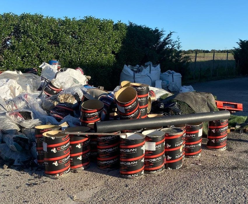 DEMOLIÇÕES LIMPEZAS e RECOLHA de todo o tipo de lixo e entulho de obra