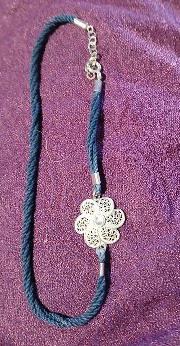 Pulseira dupla com flor em filigrana