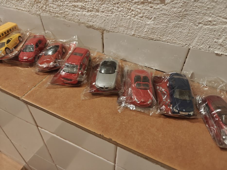 Coleção de Miniaturas "Carros Topo de Gama" - Jornal 24 Horas (Venda Individual ou Lote)
