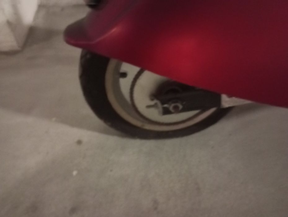 Patinete elétrica (Para arranjo)