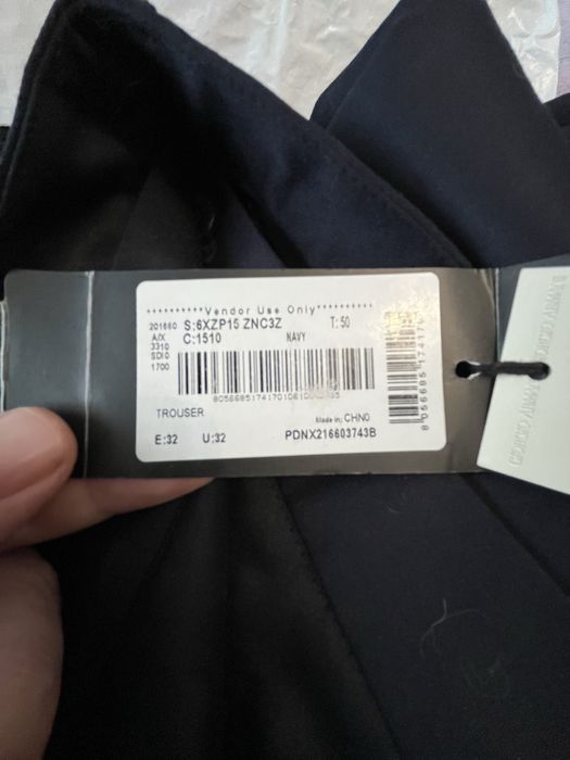 Продам класичні брюки Armani Exchange