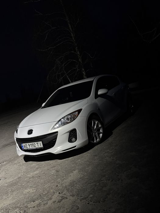 Продам MAZDA 1.6 дизель