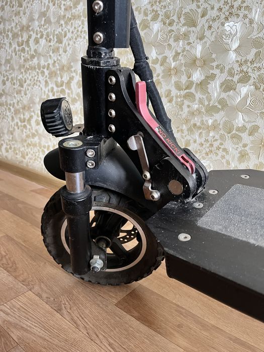 Електросамокат Like.Bike Solo чорний