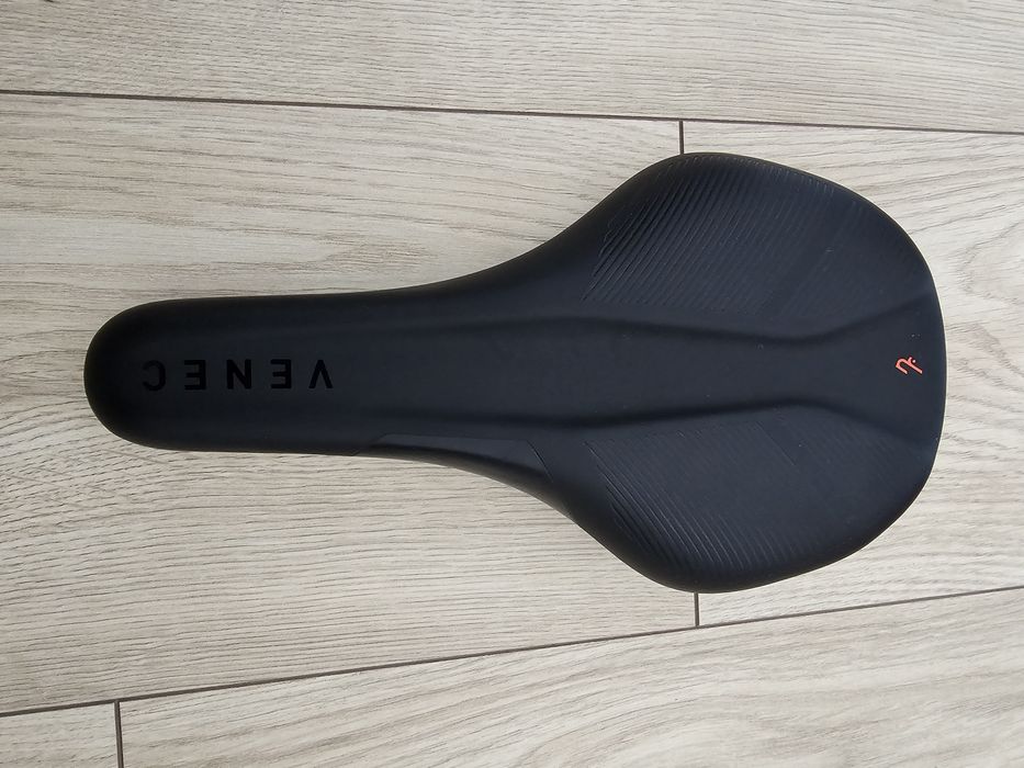 Siodełko venec lite.