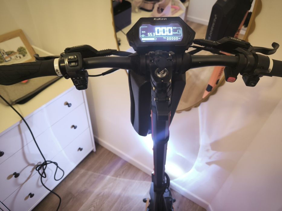KuKirin G3 Pro + upgrades (travões 160mm + pneus estrada)